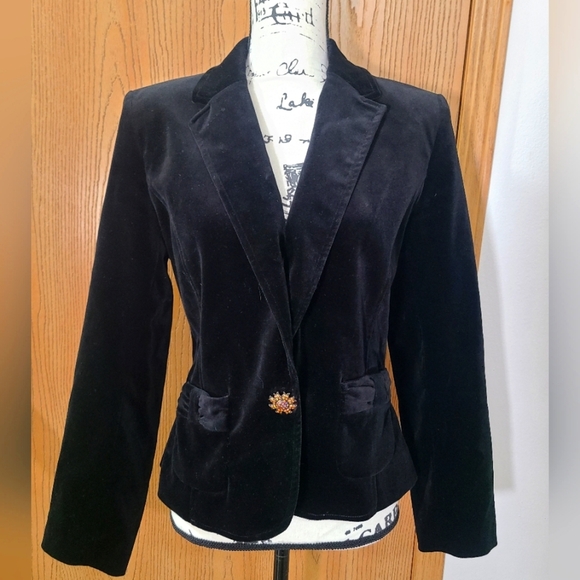 Pursuits Ltd. Velvet Rhinestone Medallion Button Blazer Jacket - Picture 1 of 4